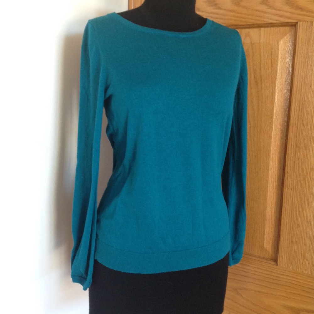 Silk cashmere blend sweater long sleeves euc